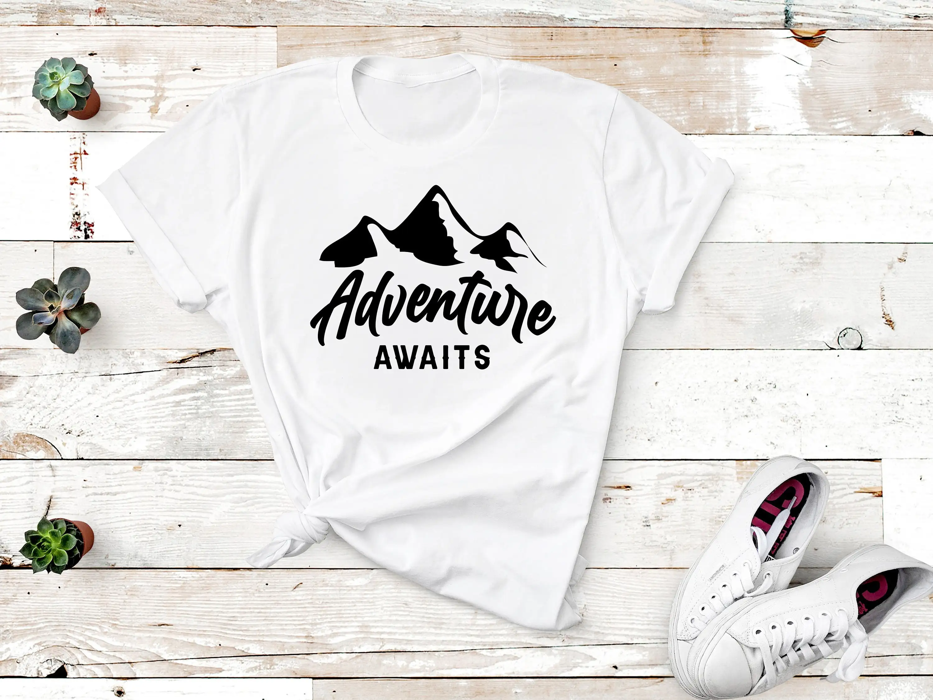 Outdoor Adventure Mountaintop Backpack - Het avontuur wacht op je T-shirt